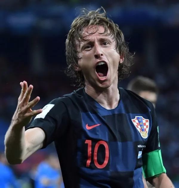 罗马诺：曼联并未与阿德耶米经纪人接触，也没与多特谈判