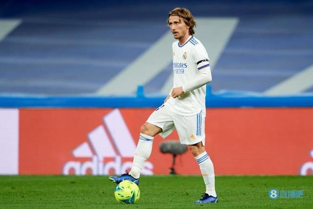 史上最牛的三次罚球线实战扣篮，谁才是封神的存在？