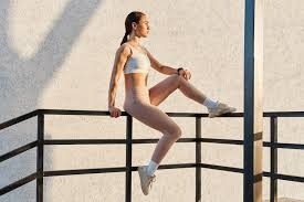 阿森纳1-2遭绝杀+利物浦3-3被绝平，曼城3-0，英超最新积分榜出炉